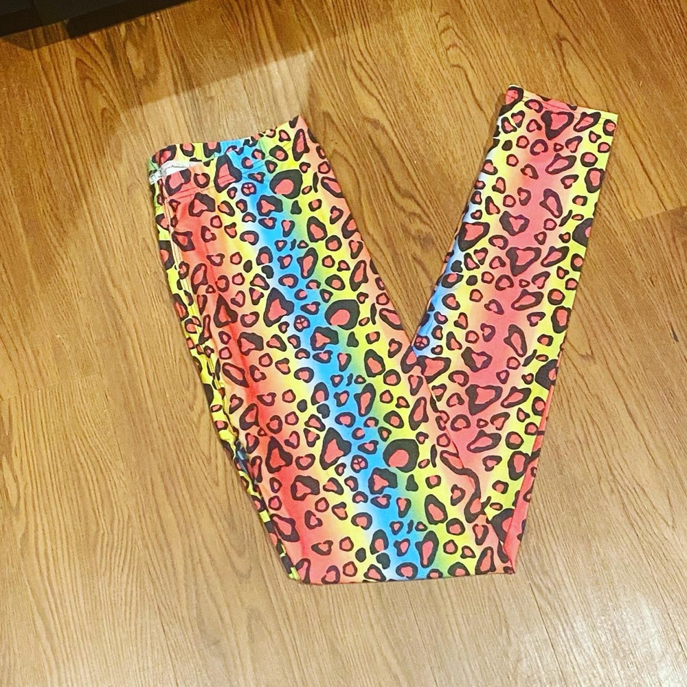 New! Cheetah Print Leggings